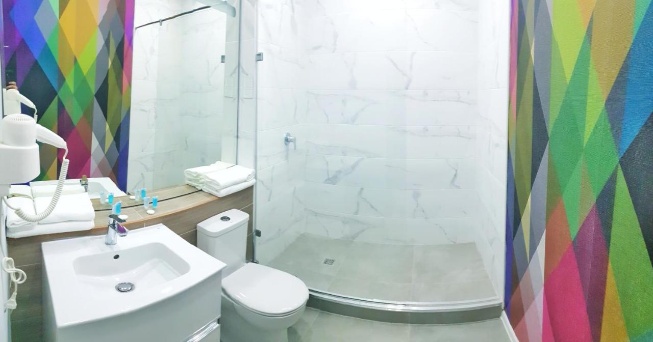 Aсe Hotel 阿克托比 外观 照片